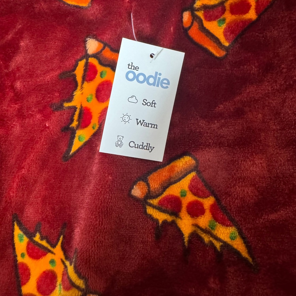 The Oodie Pizza Wearable Blanket Hoodie Adult One Size Red Sherpa NWT - Picture 8 of 10
